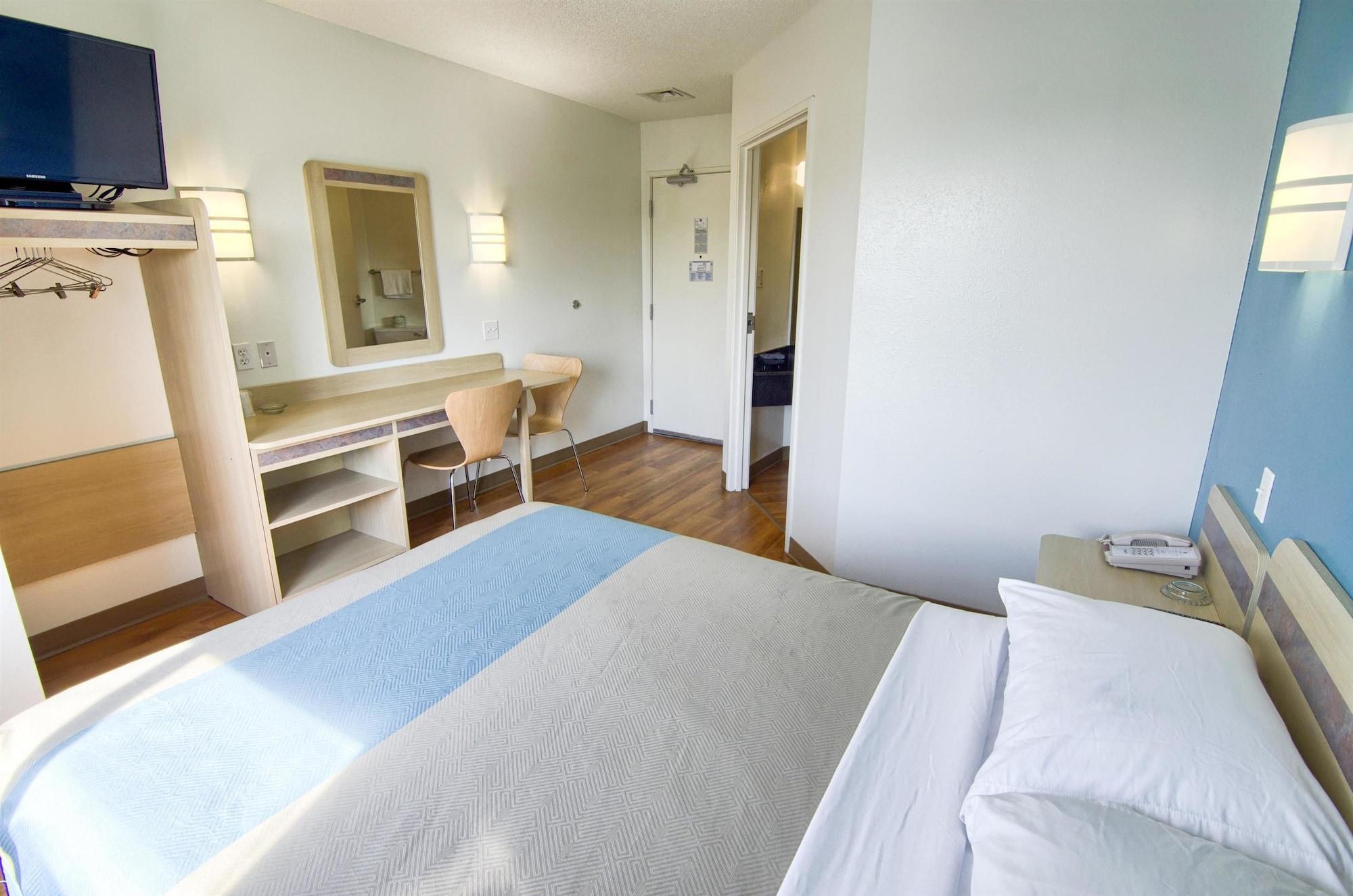 Motel 6-Portsmouth, Nh Екстериор снимка