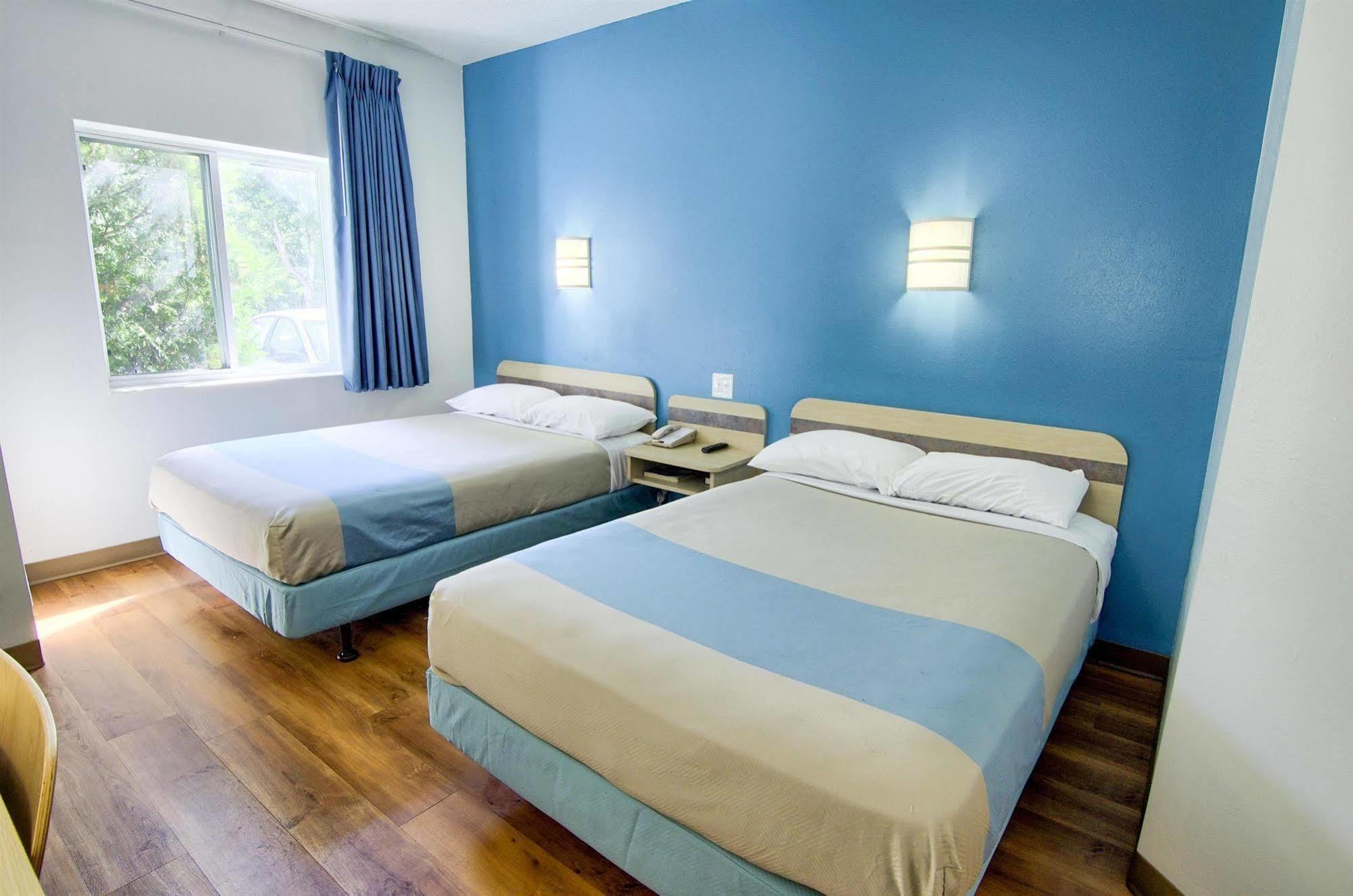 Motel 6-Portsmouth, Nh Екстериор снимка